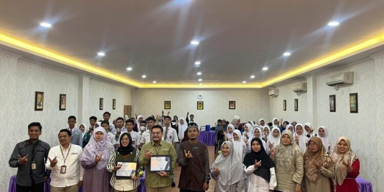 Program Studi Perbankan Syariah Menyelenggarakan Seminar Keuangan Syariah bagi Siswa SMA/SMK/MA Kota Medan
